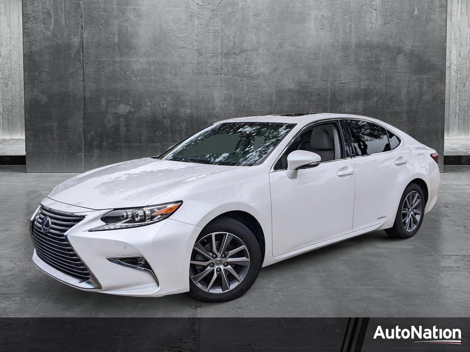 2017 Lexus ES Vehicle Photo in PEMBROKE PINES, FL 33024-6534