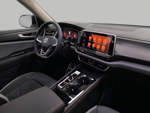 2025 Volkswagen Atlas Vehicle Photo in Appleton, WI 54913