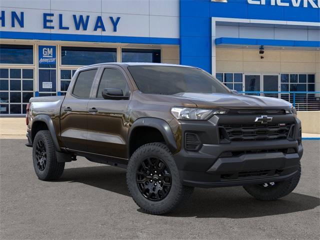 2025 Chevrolet Colorado Vehicle Photo in ENGLEWOOD, CO 80113-6708