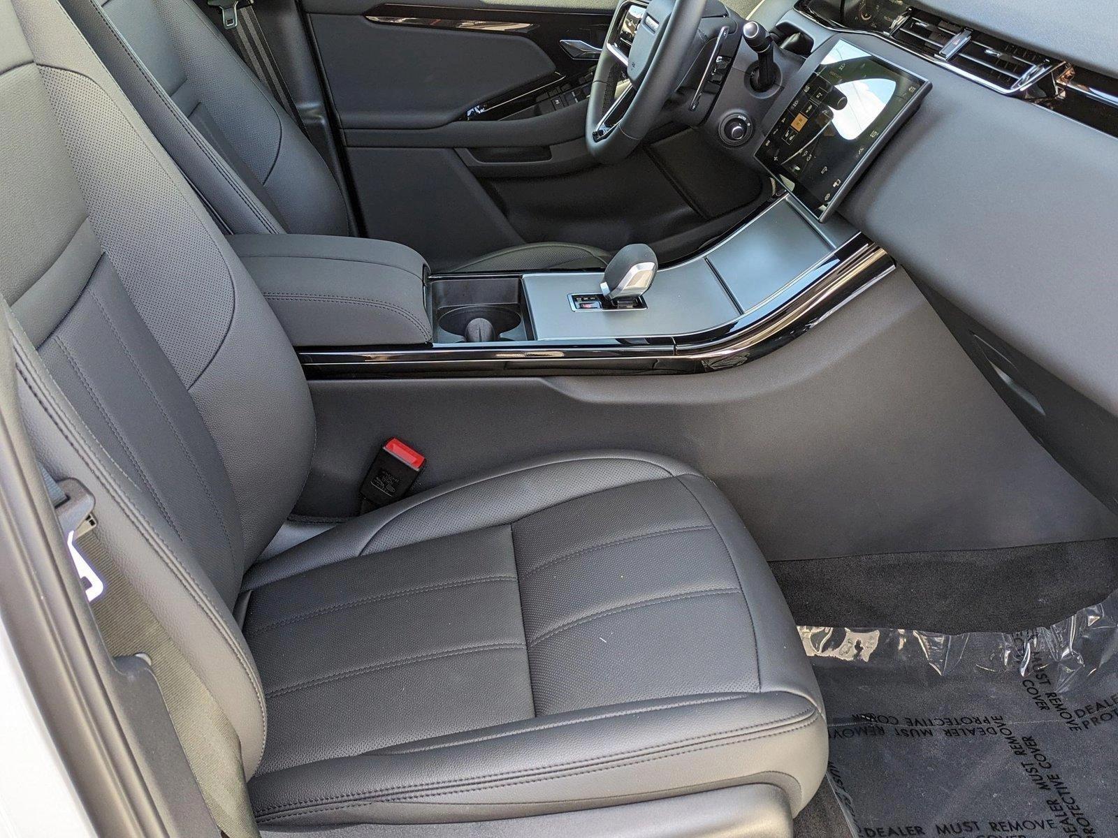 2025 Land Rover Range Rover Evoque Vehicle Photo in Bethesda, MD 20852