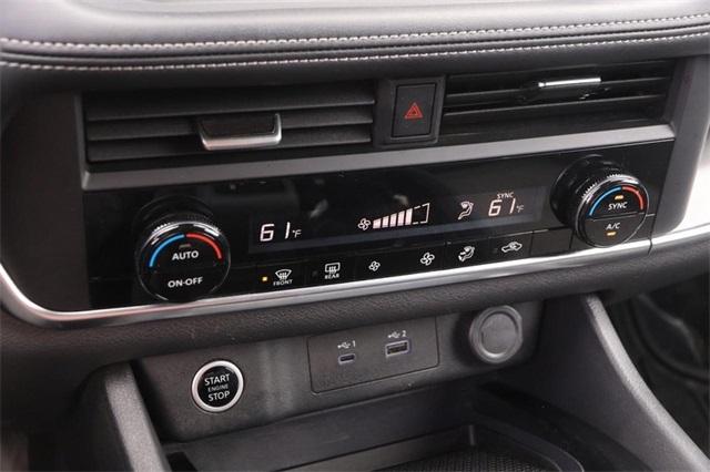 2023 Nissan Rogue Vehicle Photo in Hazelwood, MO 63042