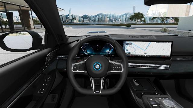 2025 BMW i5 Vehicle Photo in GRAPEVINE, TX 76051