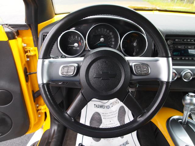 2004 Chevrolet SSR Vehicle Photo in MADISON, IN 47250-1611