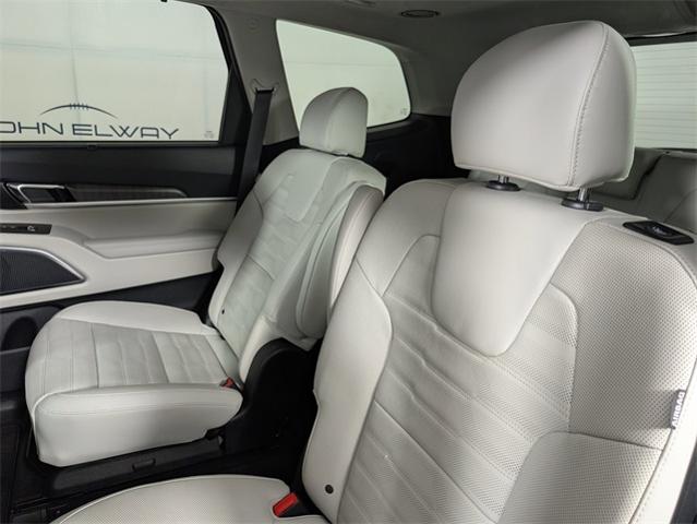 2023 Kia Telluride Vehicle Photo in ENGLEWOOD, CO 80113-6708
