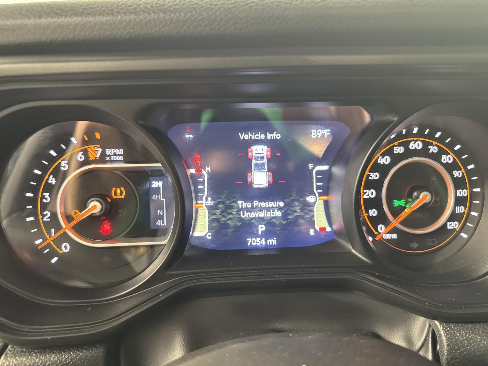 2024 Jeep Gladiator Vehicle Photo in GEORGETOWN, TX 78626-7508