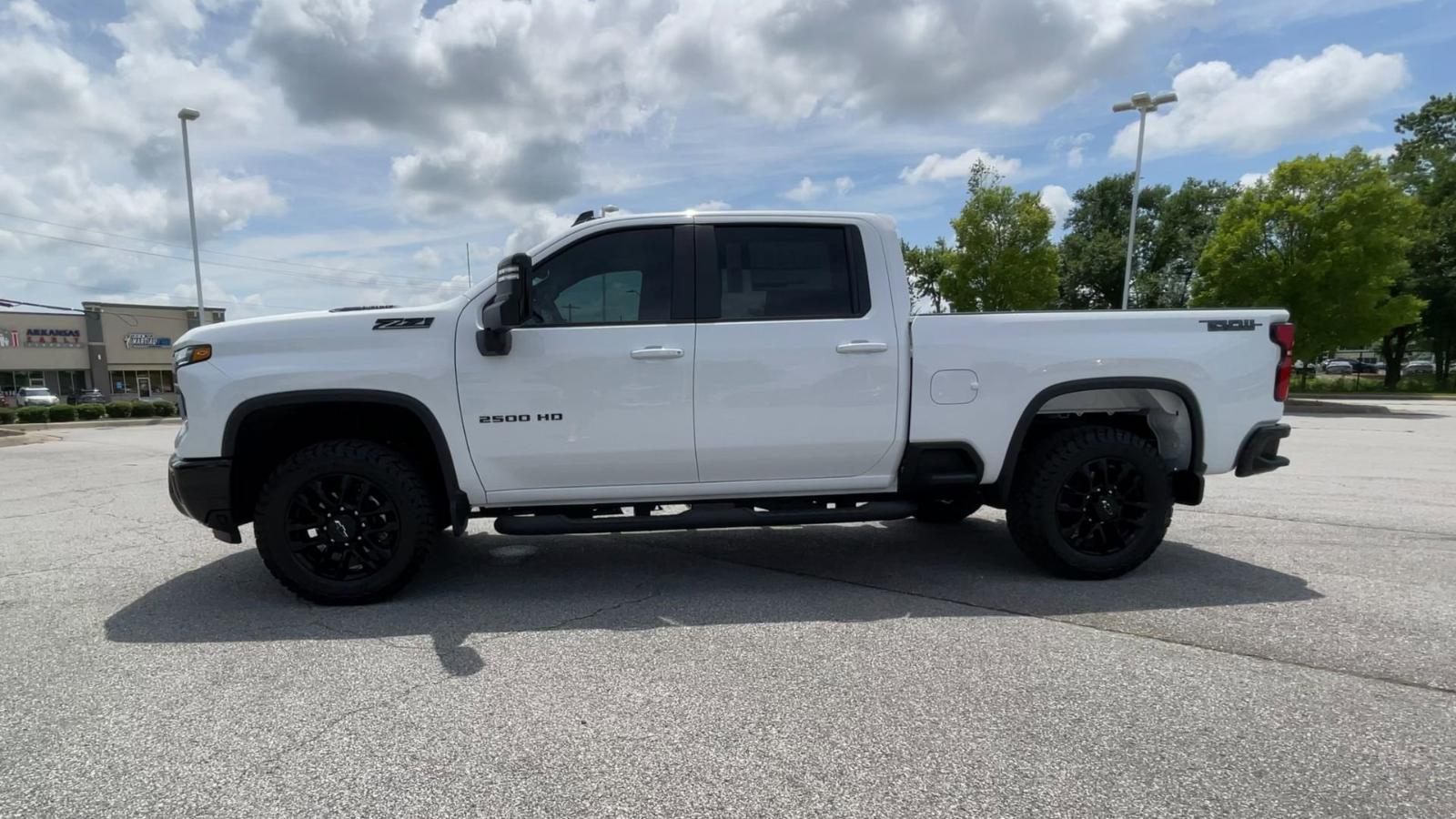 2025 Chevrolet Silverado 2500 HD Vehicle Photo in BENTONVILLE, AR 72712-4322