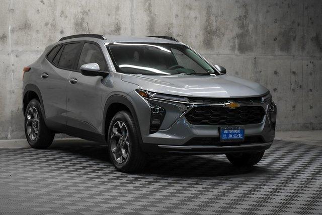 2024 Chevrolet Trax Vehicle Photo in EVERETT, WA 98203-5662