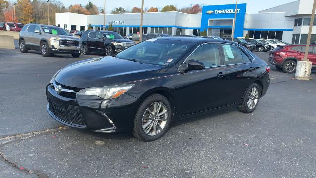 2017 Toyota Camry Vehicle Photo in MOON TOWNSHIP, PA 15108-2571