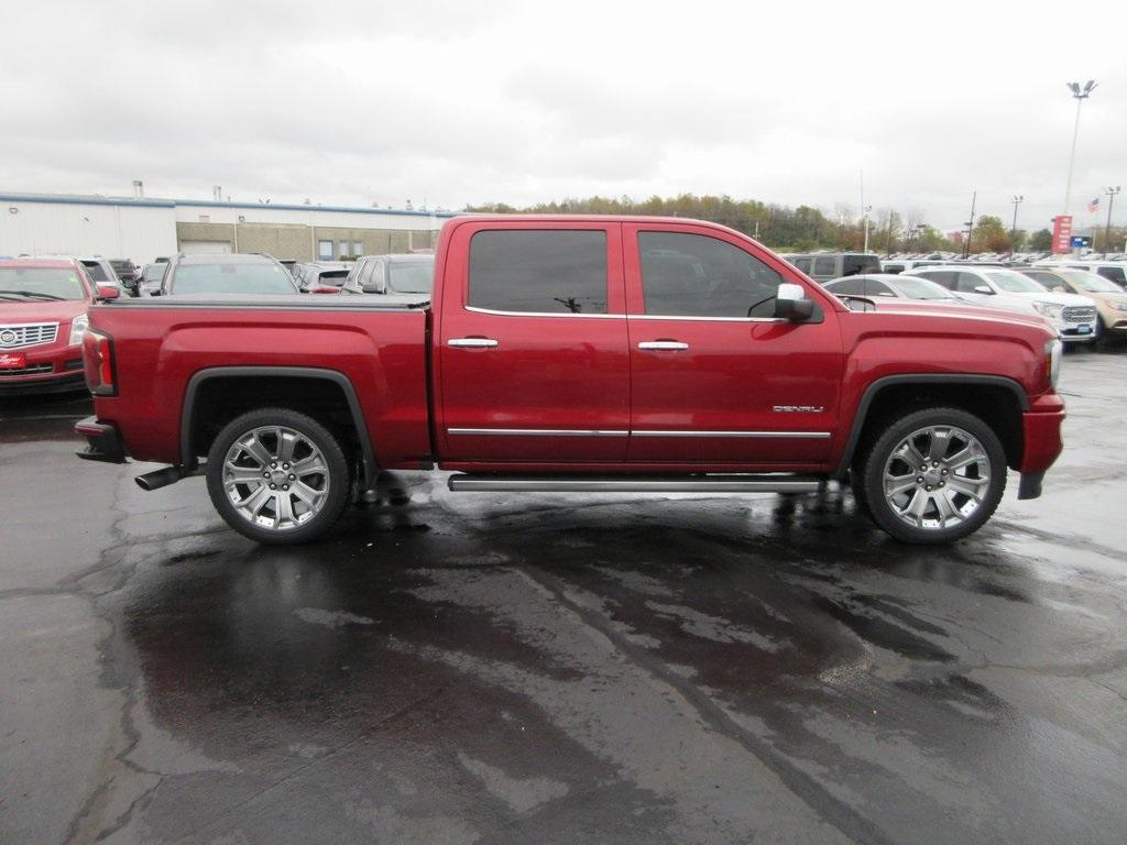 Used 2018 GMC Sierra 1500 Denali Denali with VIN 3GTU2PEJ1JG457063 for sale in Collinsville, IL