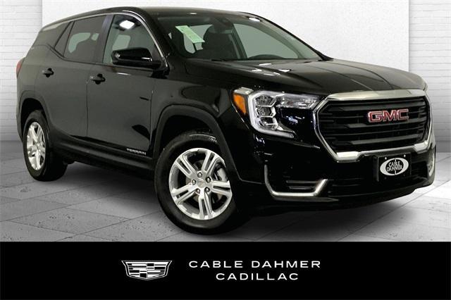 2024 GMC Terrain Vehicle Photo in KANSAS CITY, MO 64114-4545