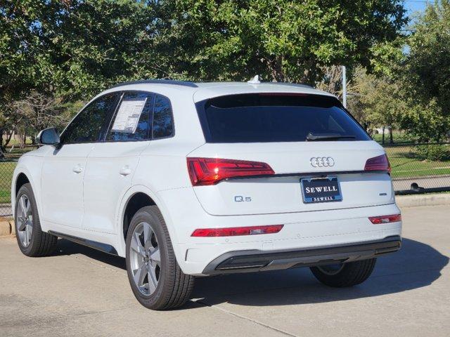 2025 Audi Q5 Vehicle Photo in HOUSTON, TX 77090