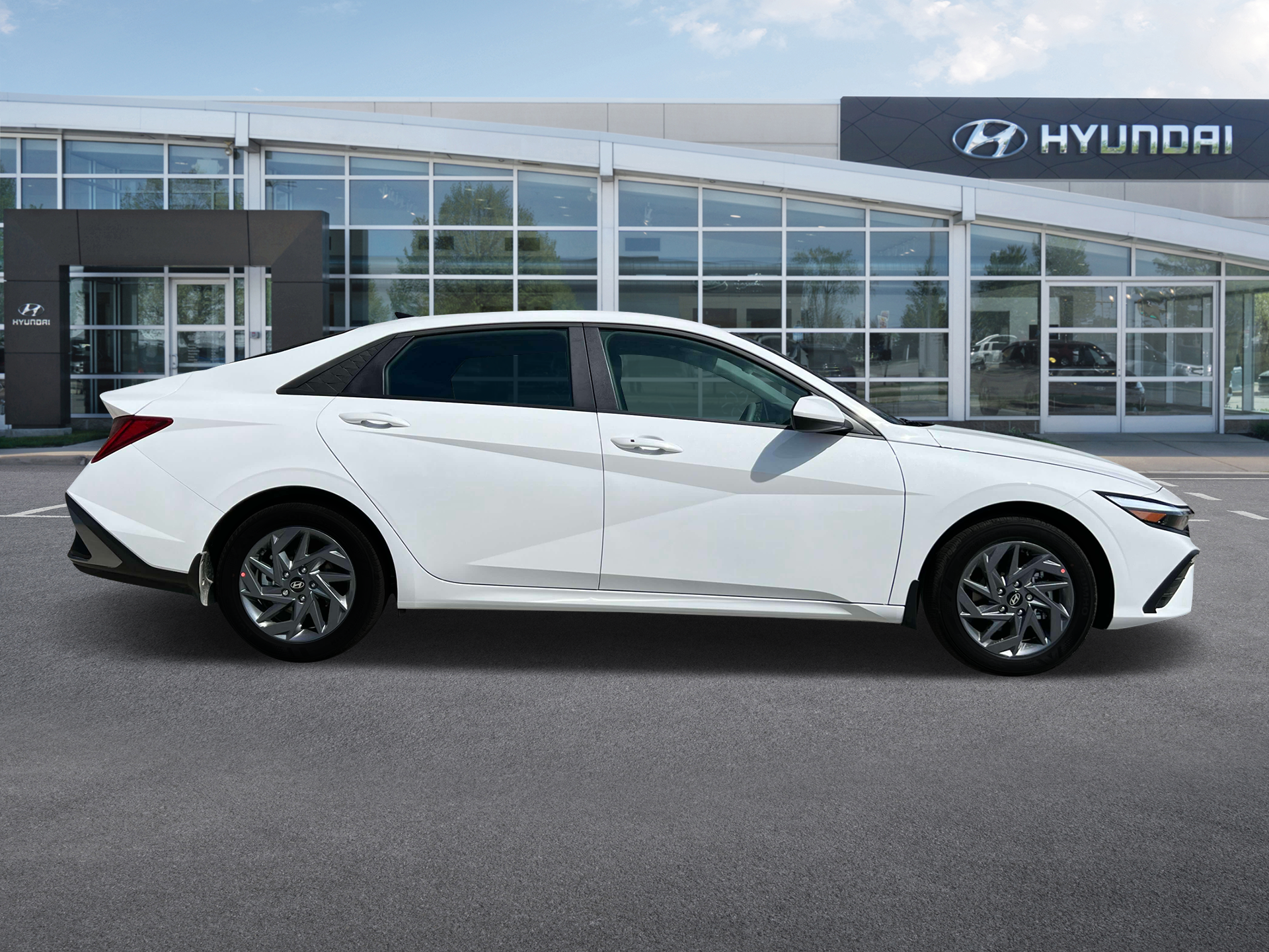 2025 Hyundai ELANTRA Hybrid Vehicle Photo in Appleton, WI 54913