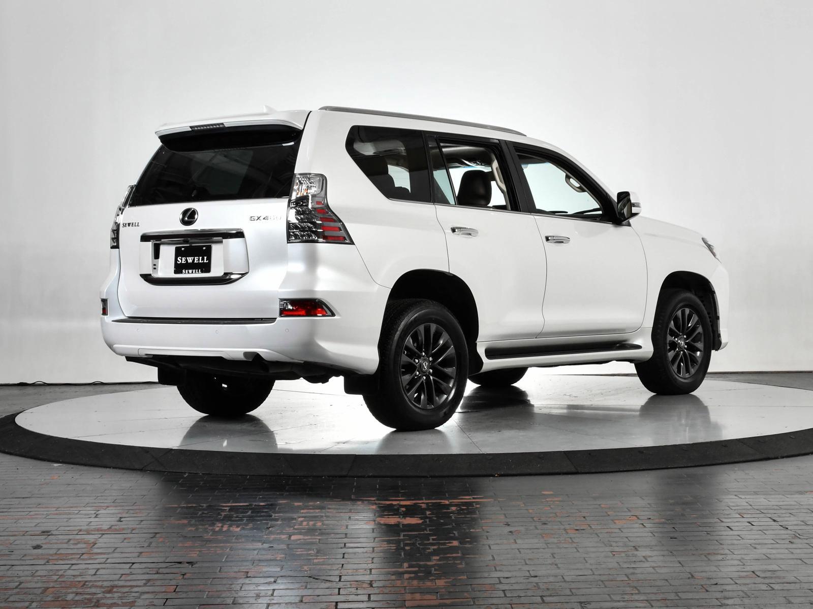 2023 Lexus GX 460 Vehicle Photo in DALLAS, TX 75235