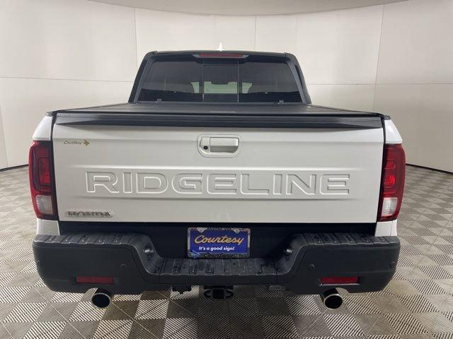 2024 Honda Ridgeline Vehicle Photo in PHOENIX, AZ 85014-3381