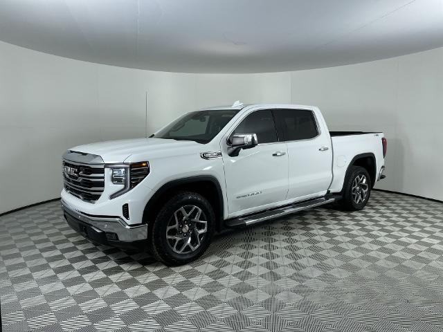 2024 GMC Sierra 1500 Vehicle Photo in GILBERT, AZ 85297-0402