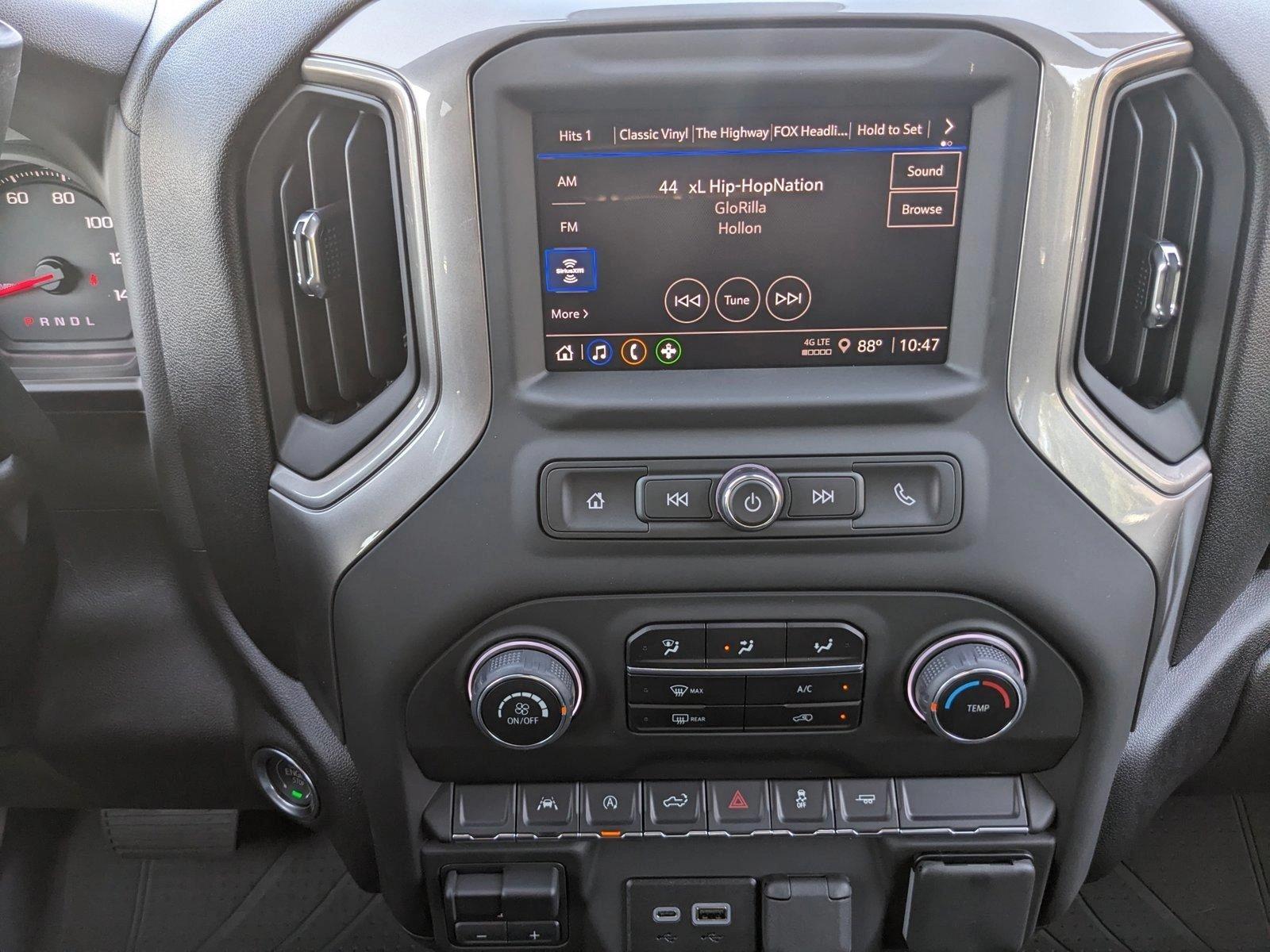 2025 Chevrolet Silverado 1500 Vehicle Photo in HOUSTON, TX 77034-5009