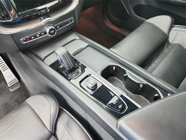 2022 Volvo XC60 Vehicle Photo in San Antonio, TX 78230
