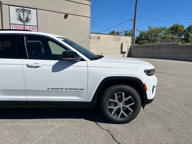 2025 Jeep Grand Cherokee Vehicle Photo in Salt Lake City, UT 84115-2787