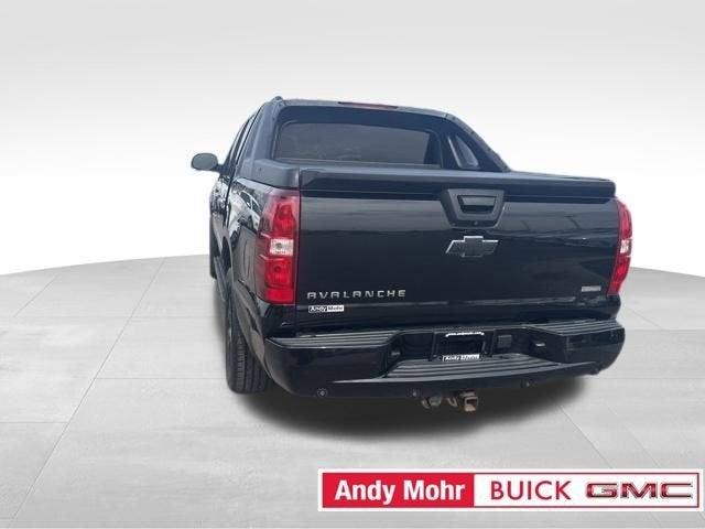 2010 Chevrolet Avalanche Vehicle Photo in Fishers, IN 46038