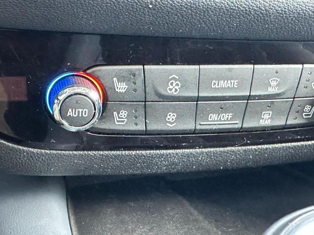 2018 Buick Enclave Vehicle Photo in COLUMBIA, MO 65203-3903