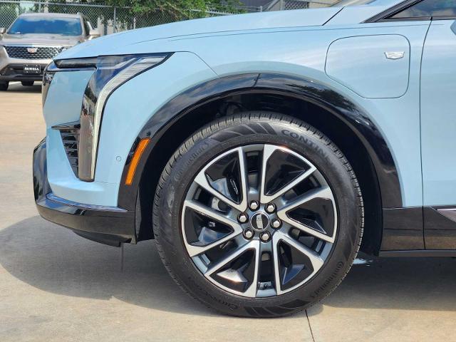 2025 Cadillac OPTIQ Vehicle Photo in HOUSTON, TX 77079