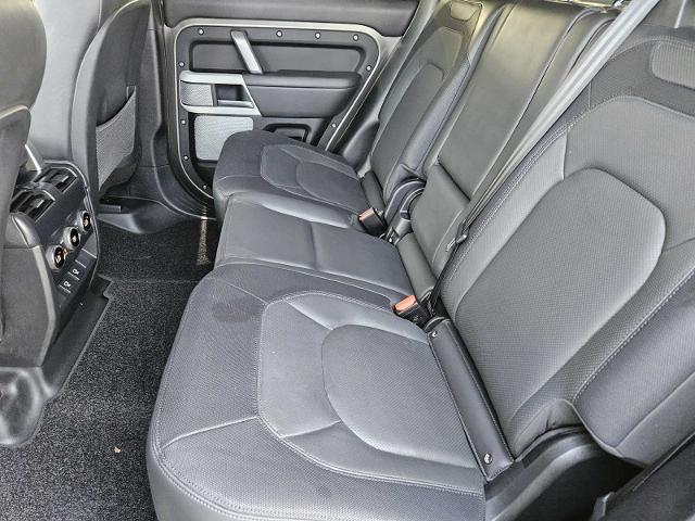 2024 Defender Vehicle Photo in AUSTIN, TX 78717