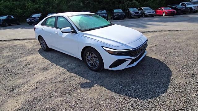 2024 Hyundai ELANTRA Vehicle Photo in Pleasant Hills, PA 15236