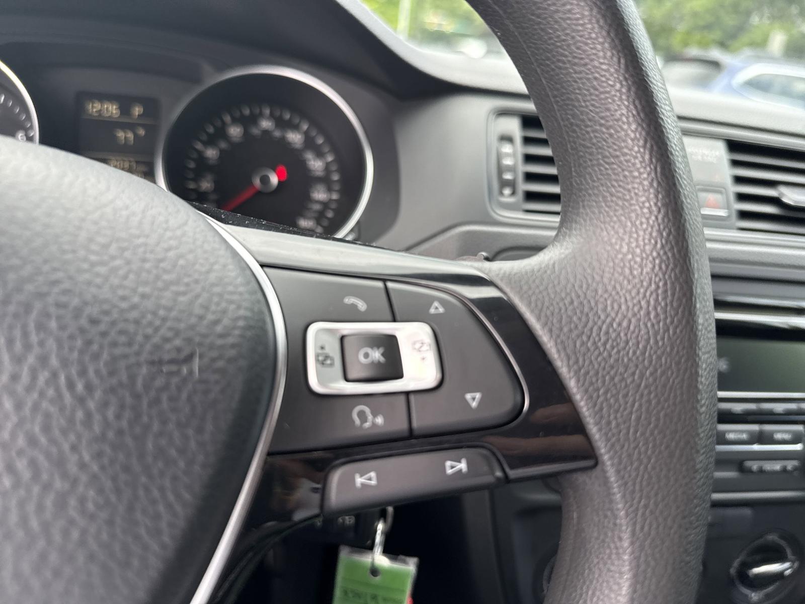 2015 Volkswagen Jetta Sedan Vehicle Photo in Mechanicsburg, PA 17050