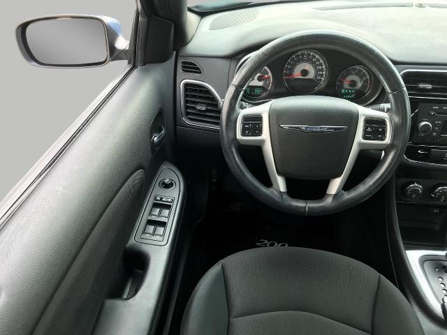 2011 Chrysler 200 Vehicle Photo in GREEN BAY, WI 54303-3330