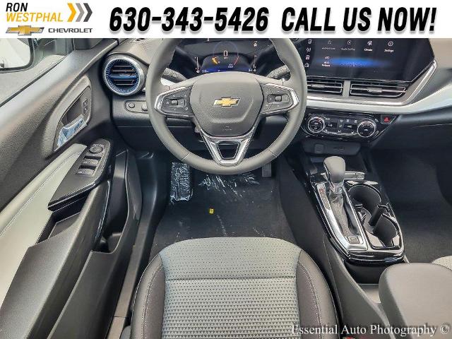 2025 Chevrolet Trax Vehicle Photo in AURORA, IL 60503-9326