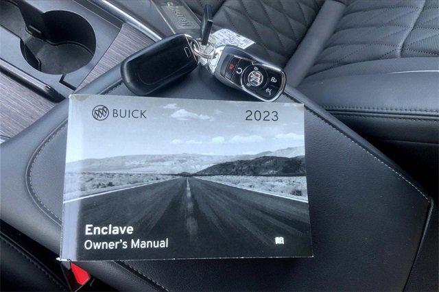 2023 Buick Enclave Vehicle Photo in KANSAS CITY, MO 64114-4545