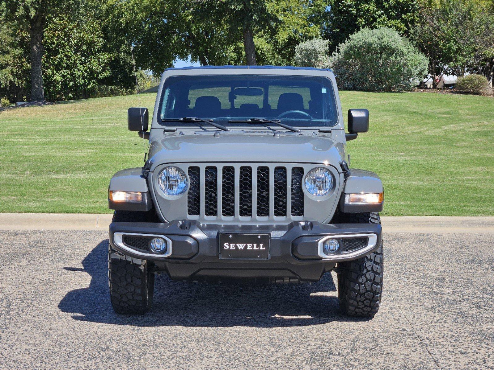 2023 Jeep Gladiator Vehicle Photo in Fort Worth, TX 76132