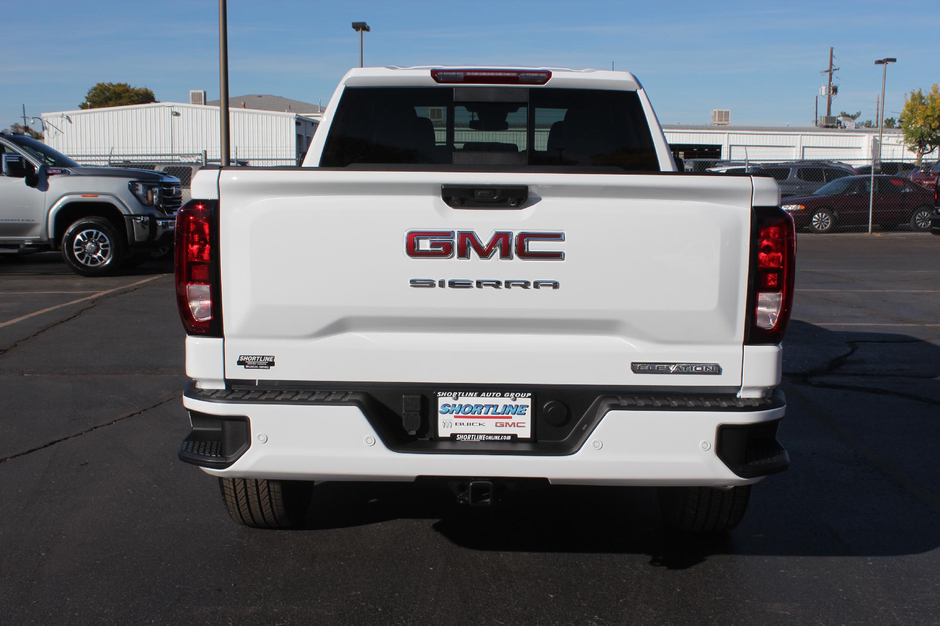 2025 GMC Sierra 1500 Vehicle Photo in AURORA, CO 80012-4011