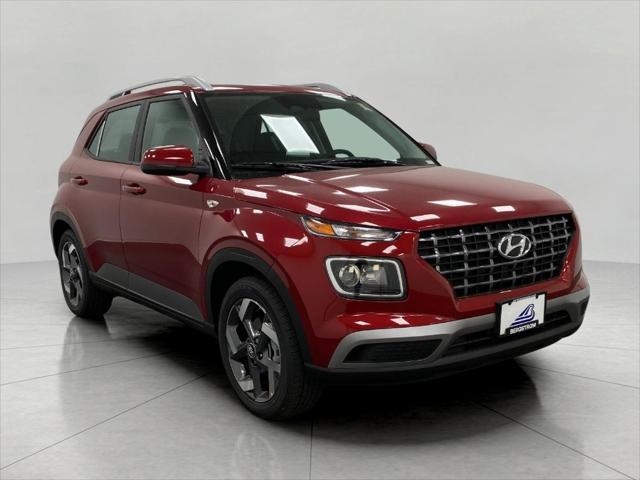 2025 Hyundai Venue SEL photo 2
