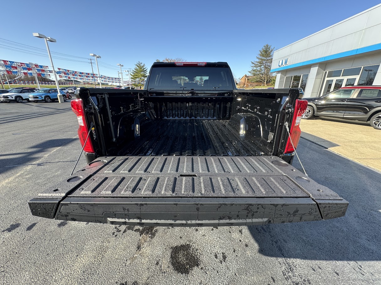 2025 Chevrolet Silverado 1500 Vehicle Photo in BOONVILLE, IN 47601-9633