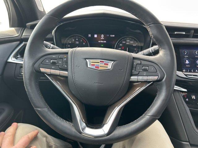 2024 Cadillac XT6 Vehicle Photo in SAUK CITY, WI 53583-1301