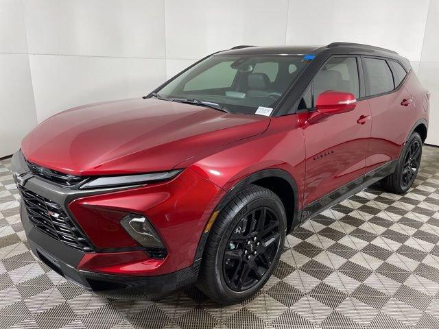 2025 Chevrolet Blazer Vehicle Photo in PHOENIX, AZ 85014-3381