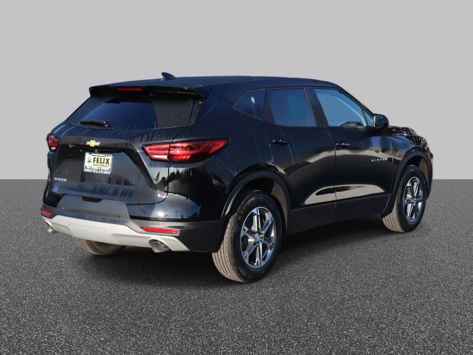 2025 Chevrolet Blazer Vehicle Photo in LOS ANGELES, CA 90007-3794