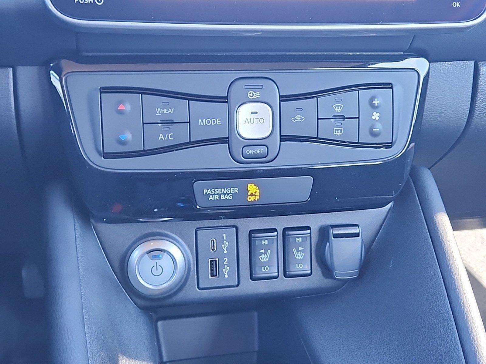 2025 Nissan LEAF Vehicle Photo in Albuquerque, NM 87110
