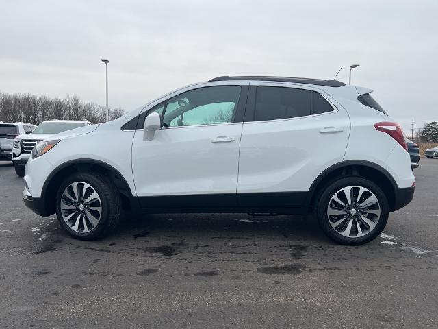 Certified 2022 Buick Encore Preferred with VIN KL4CJESM9NB513132 for sale in Avon, OH