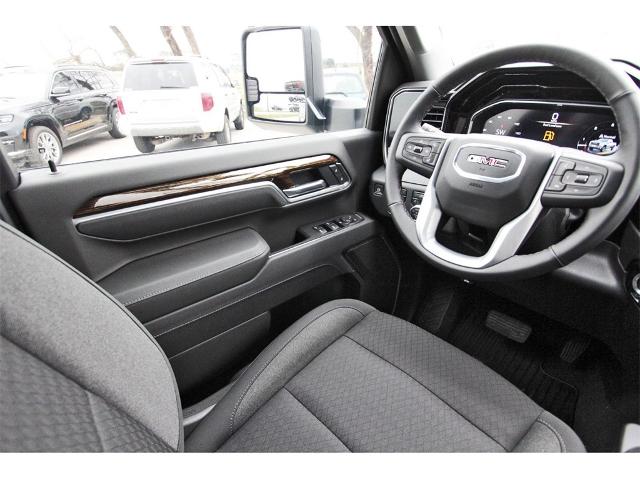 2025 GMC Sierra 2500 HD Vehicle Photo in ROSENBERG, TX 77471-5675