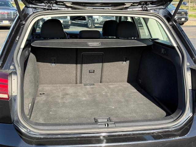 2019 Volkswagen Golf SportWagen Vehicle Photo in COLUMBIA, MO 65203-3903