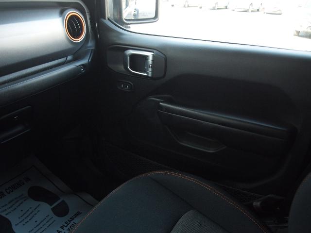 2021 Jeep Gladiator Vehicle Photo in MADISON, IN 47250-1611