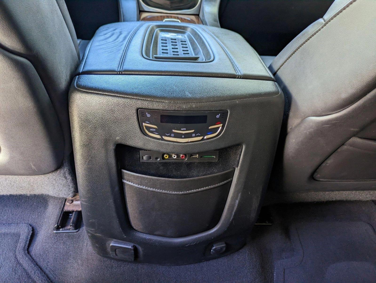 2015 Cadillac Escalade ESV Vehicle Photo in GREENACRES, FL 33463-3207