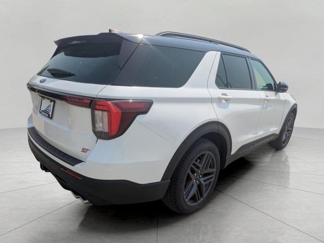 2025 Ford Explorer Vehicle Photo in Oshkosh, WI 54901
