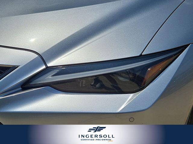 2021 Lexus IS Vehicle Photo in WATERTOWN, CT 06795-3318