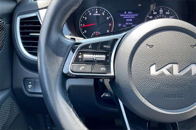 2023 Kia Seltos Vehicle Photo in INDEPENDENCE, MO 64055-1314