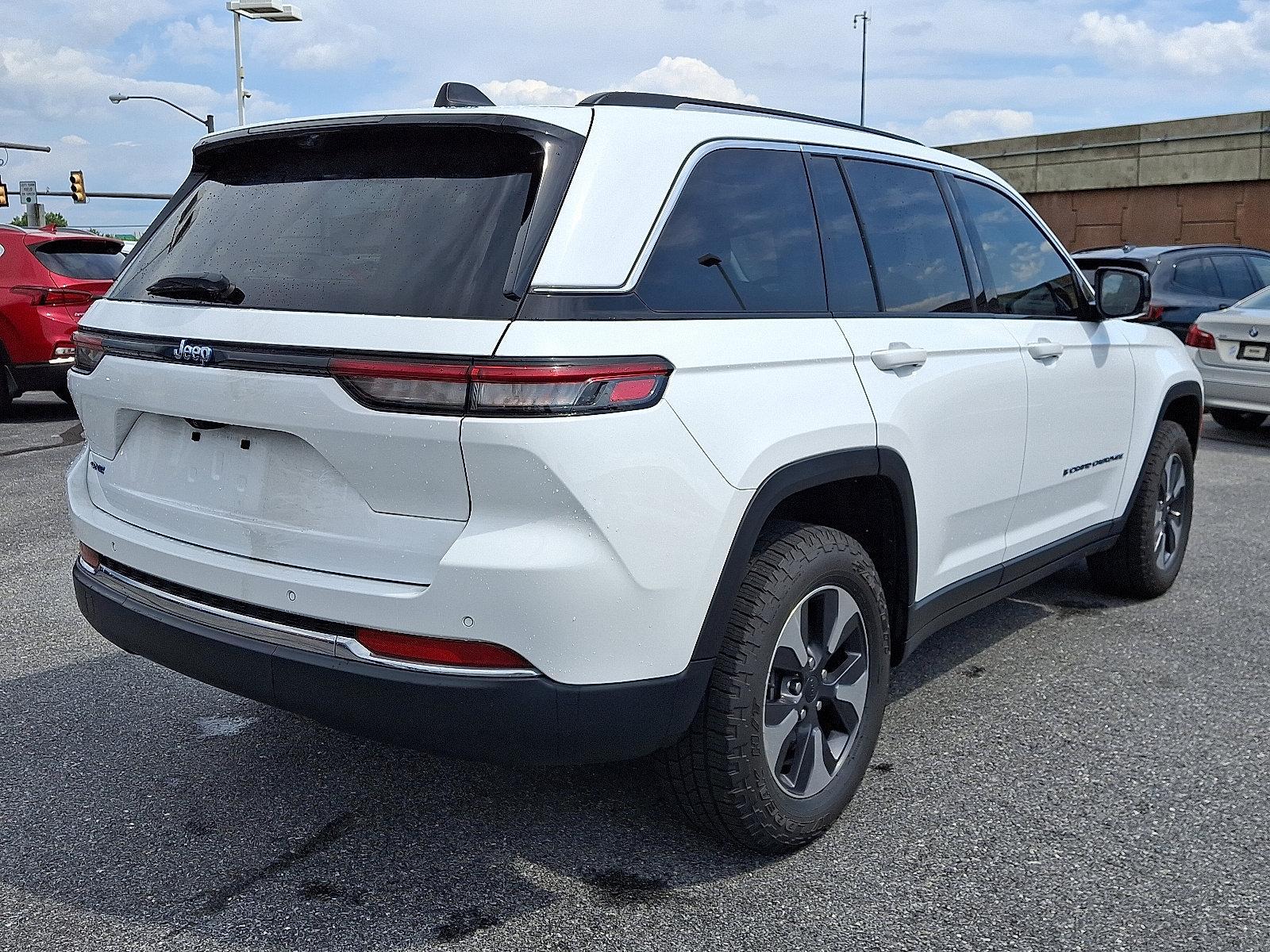 2022 Jeep Grand Cherokee 4xe Vehicle Photo in Lancaster, PA 17601