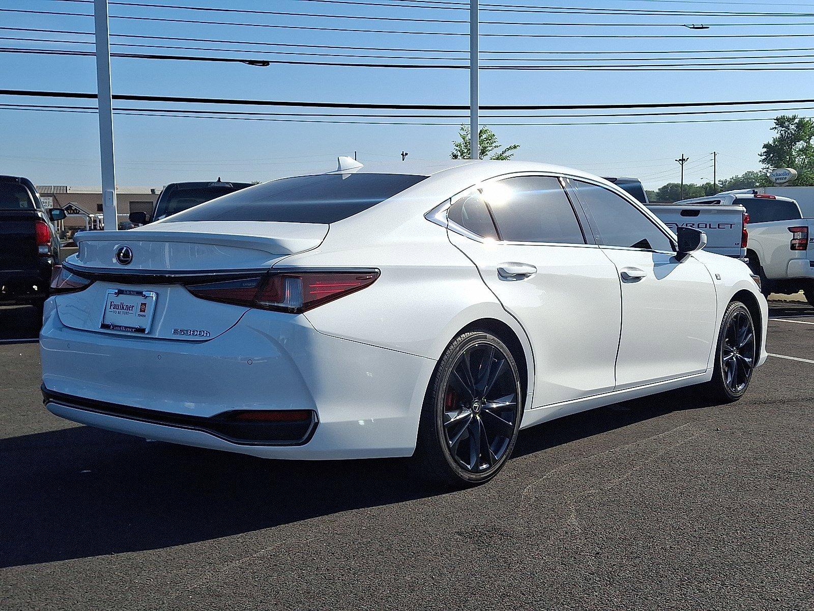 2023 Lexus ES 300h Vehicle Photo in Harrisburg, PA 17111