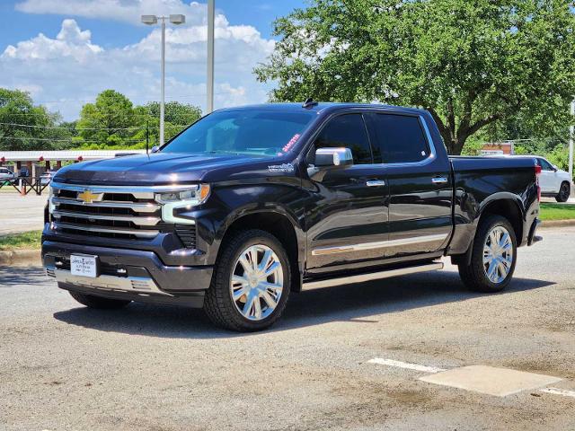 2022 Chevrolet Silverado 1500 Vehicle Photo in DENTON, TX 76210-9321